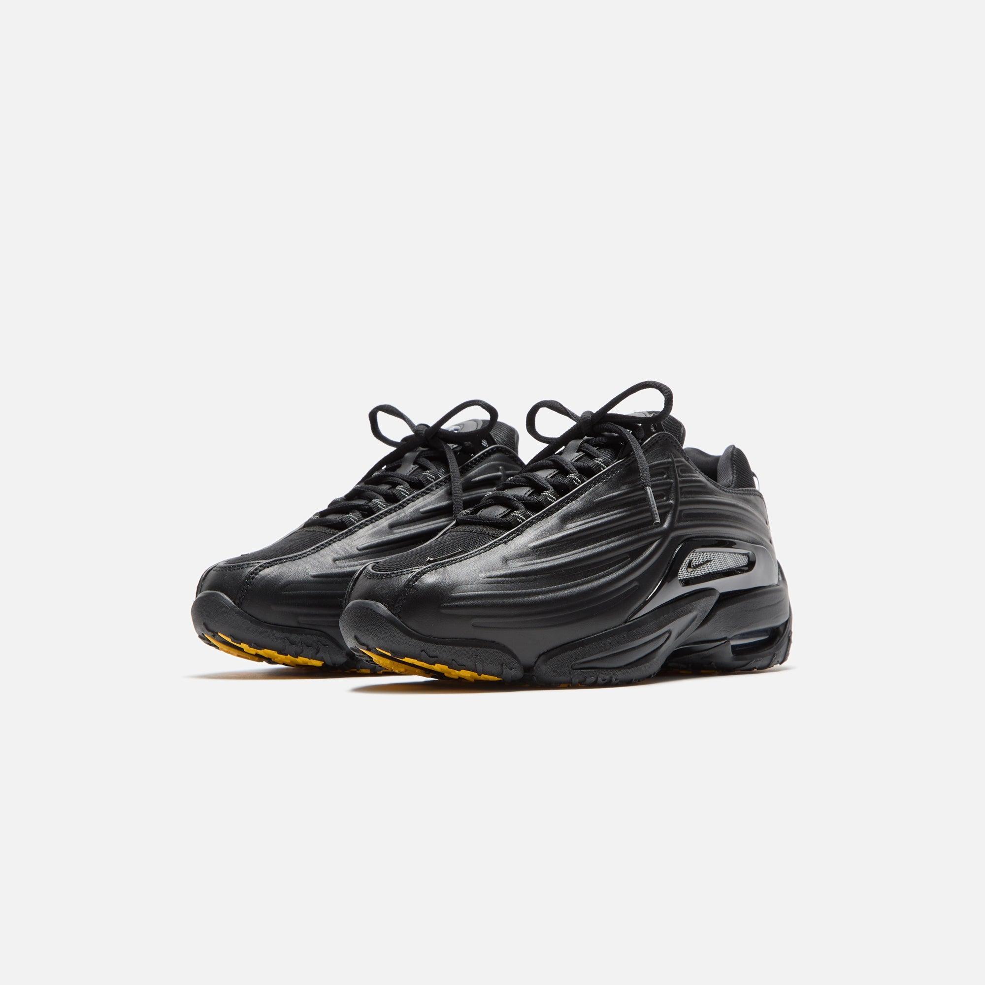 Nike x NOCTA Hot Step 2 - Black / Gunmetal / University Gold Male Product Image