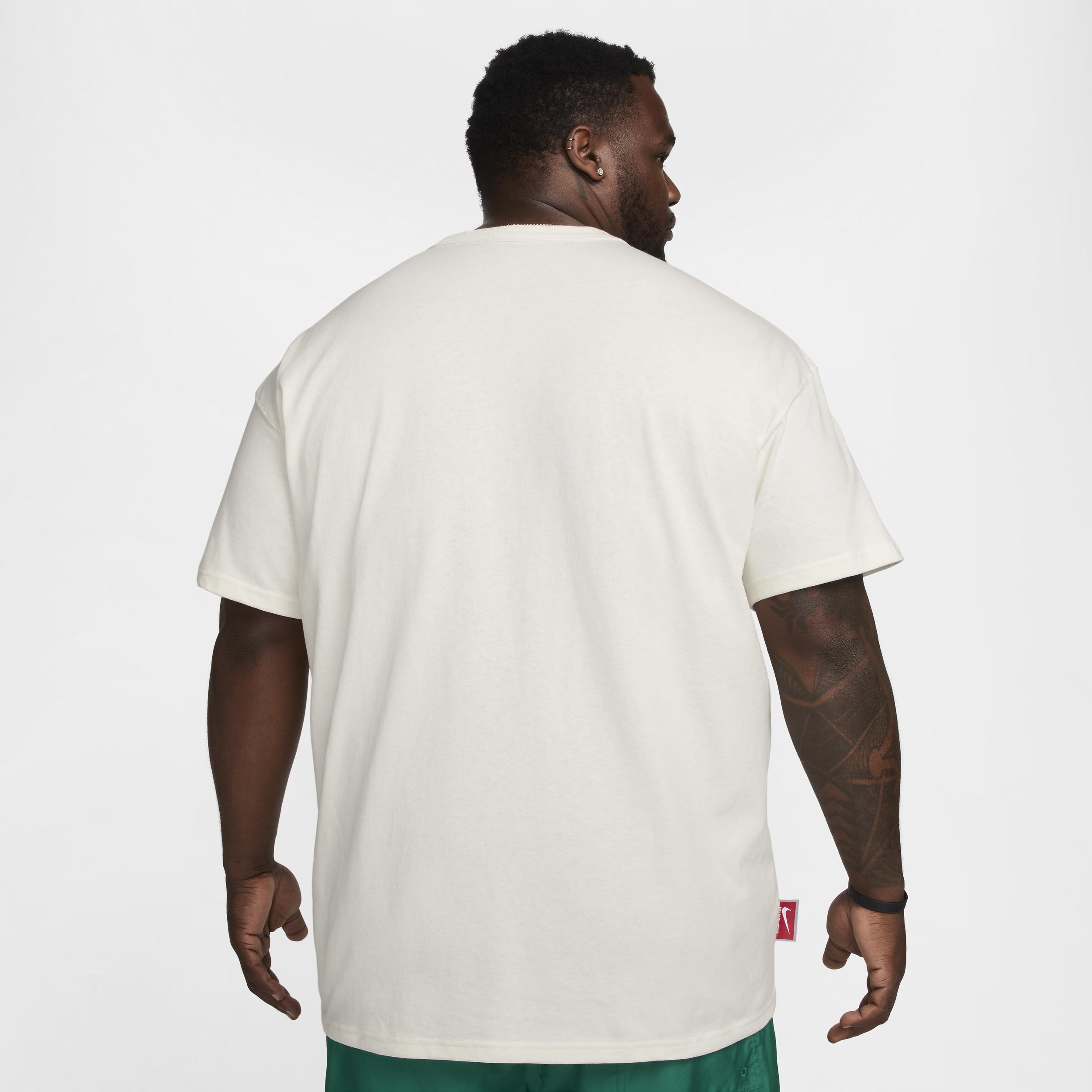 Nike Sportswear Men's T-Shirt Product Image