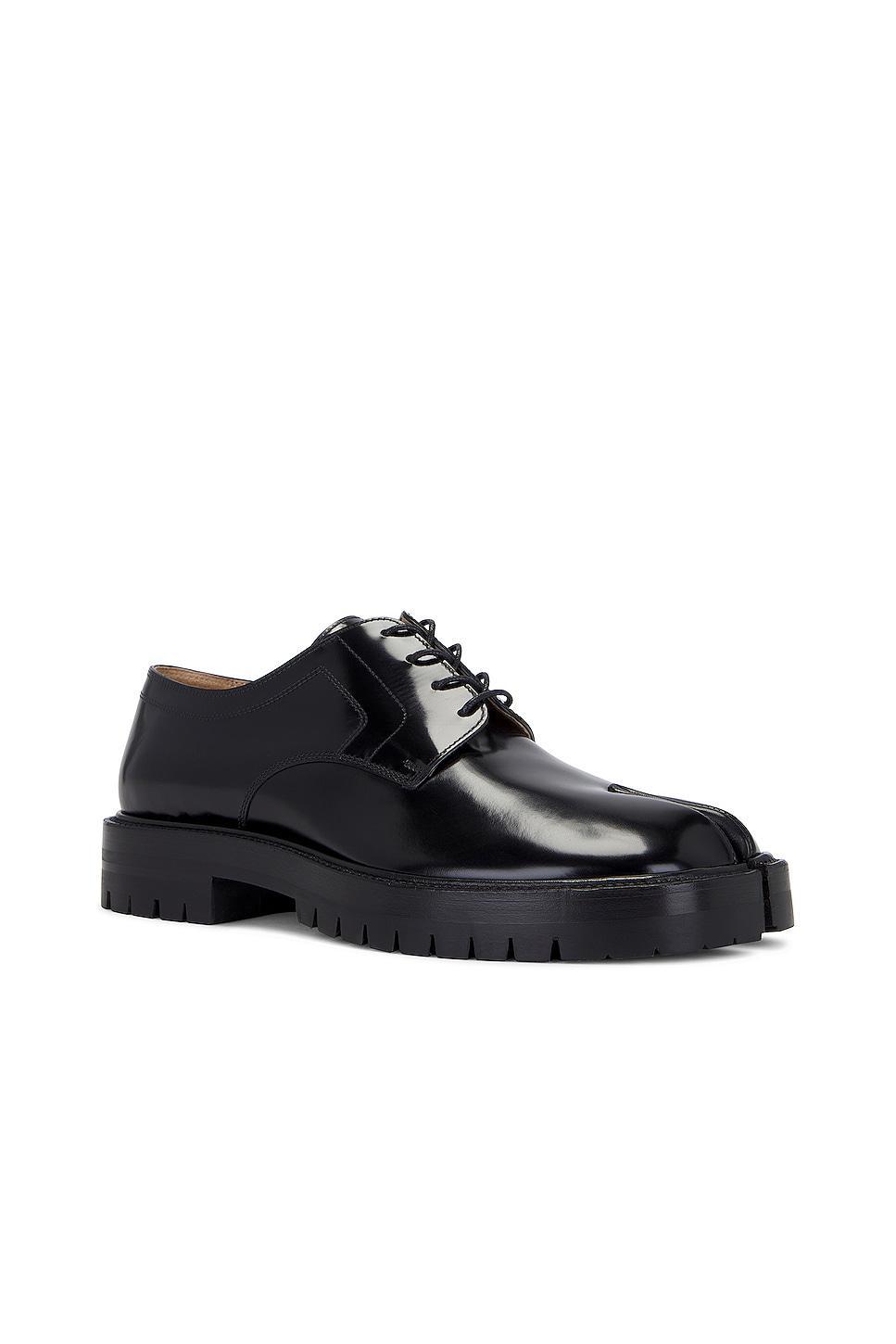 Maison Margiela Tabi County Lace-up in Black - Black. Size 42 (also in 44). Product Image