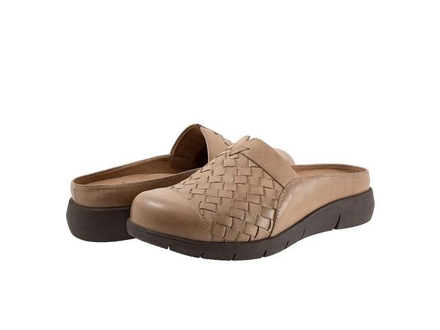 SoftWalk San Marcos II (Cement) Women's Flat Shoes Product Image