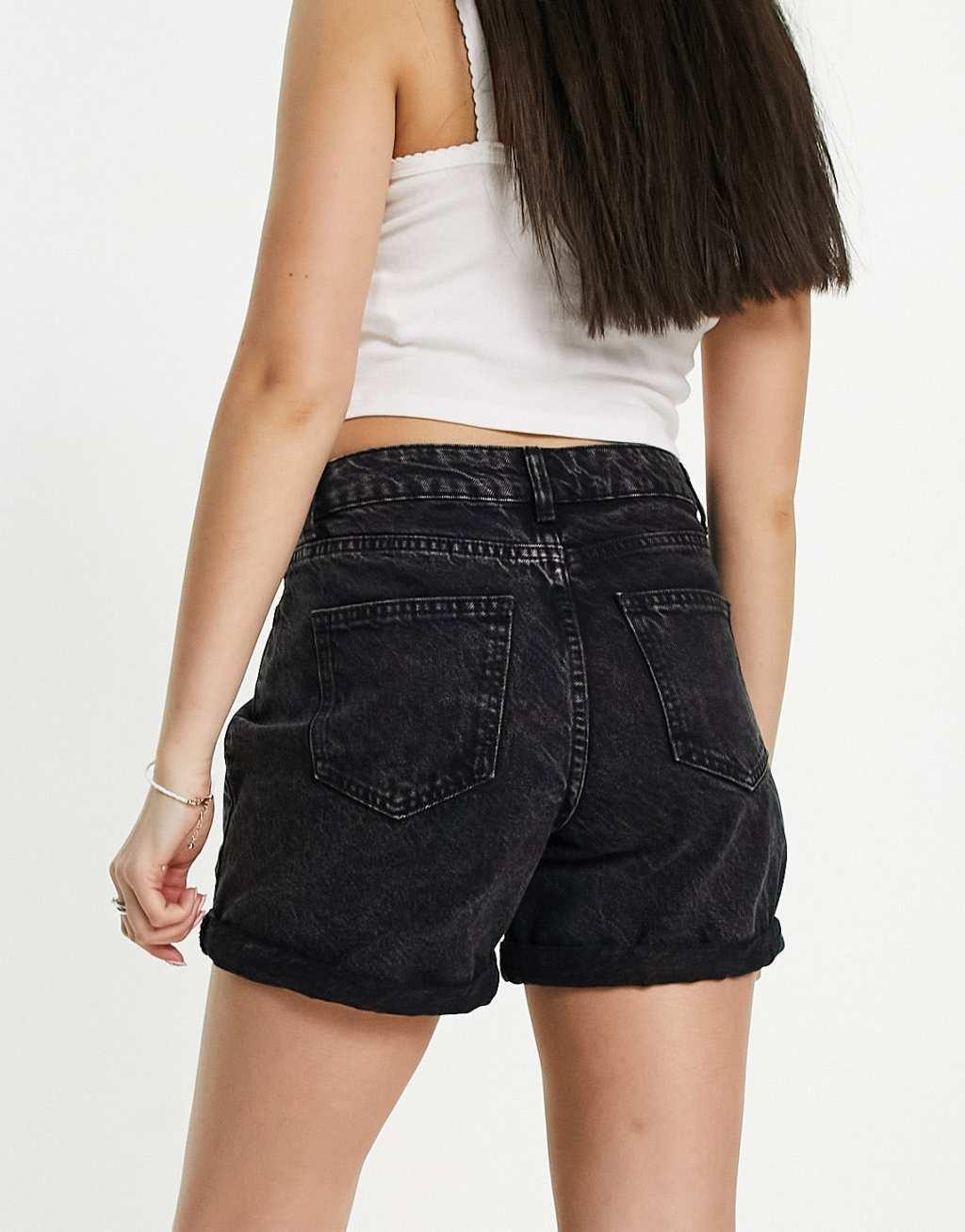 Noisy May high waist mom shorts Product Image