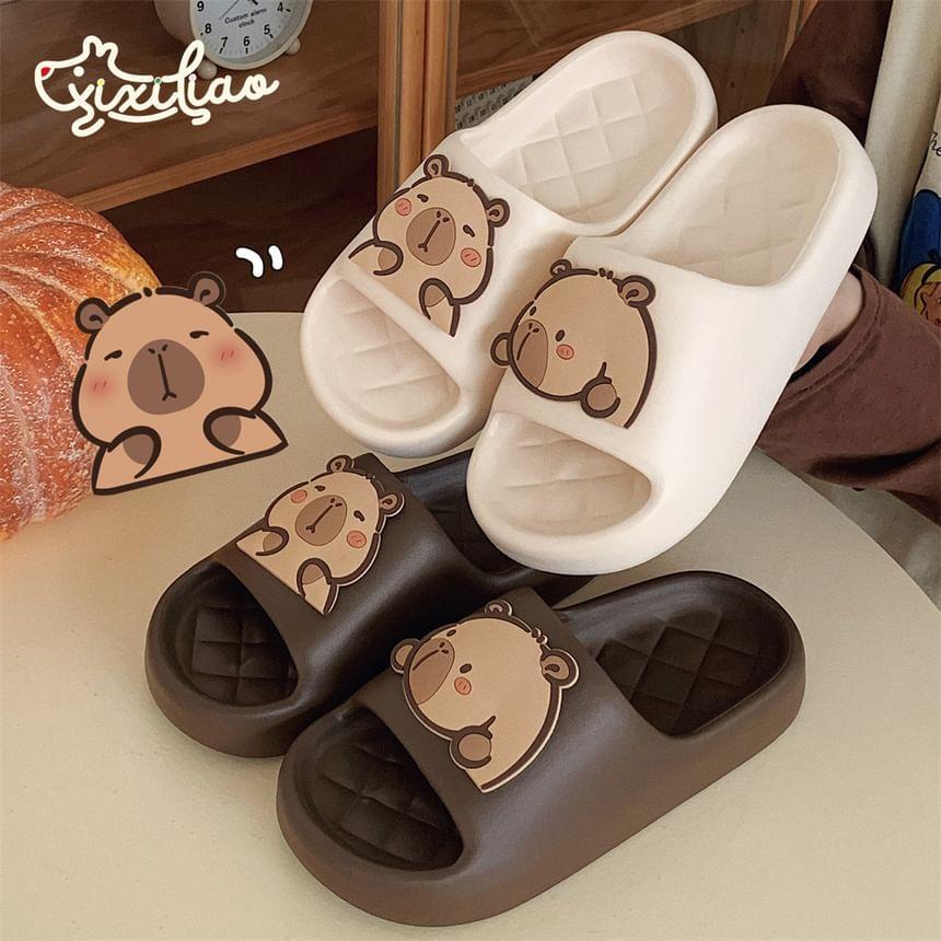 Capybara Print Slippers Product Image