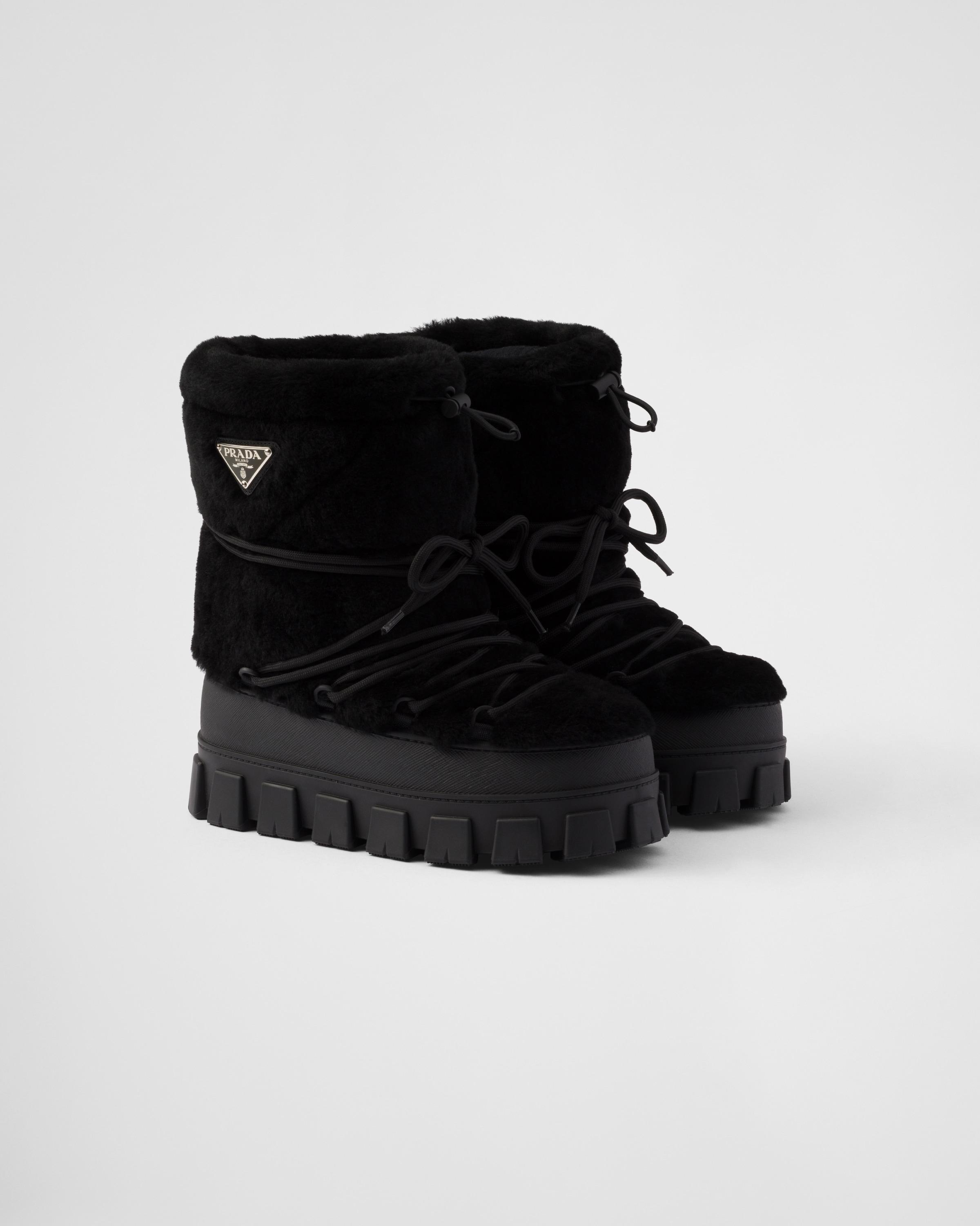 Shearling après ski booties Product Image