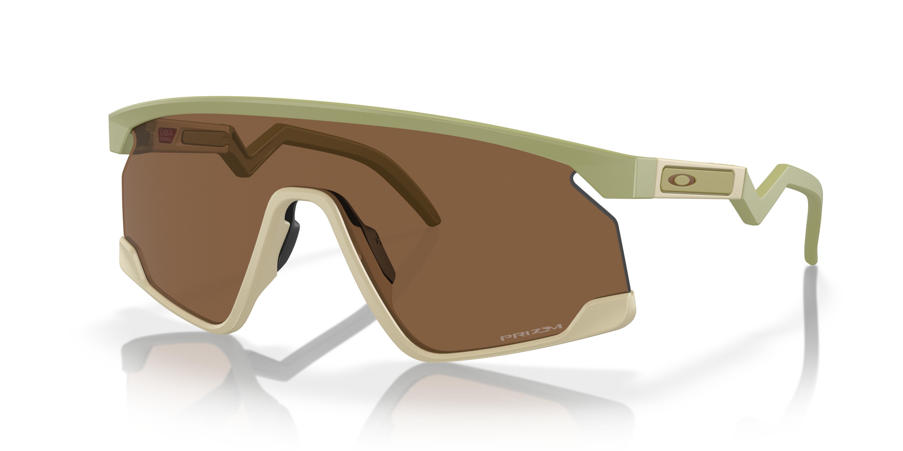 Oakley Mens Bxtr Sunglasses Product Image