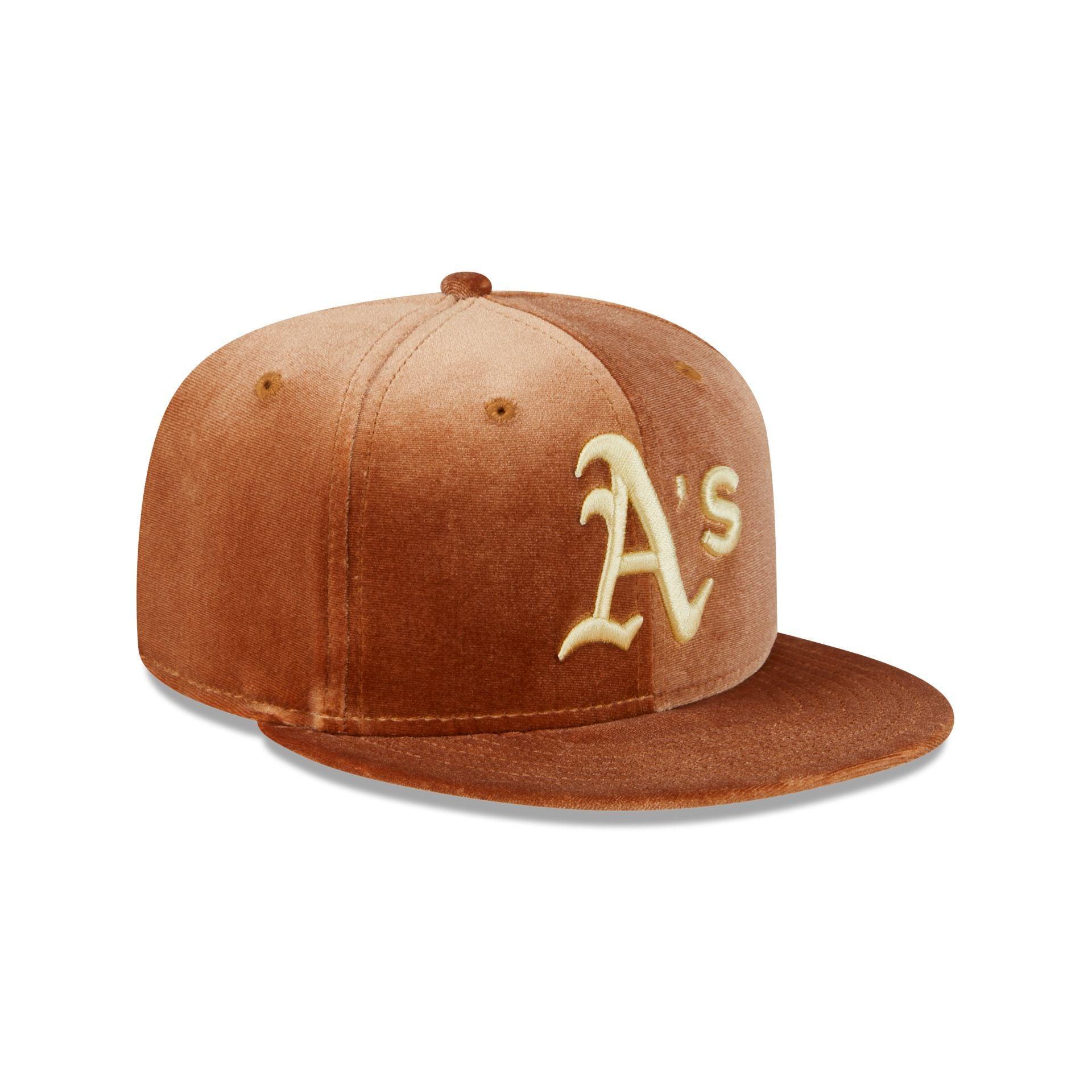 Oakland Athletics Vintage Velvet 59FIFTY Fitted Hat Male Product Image