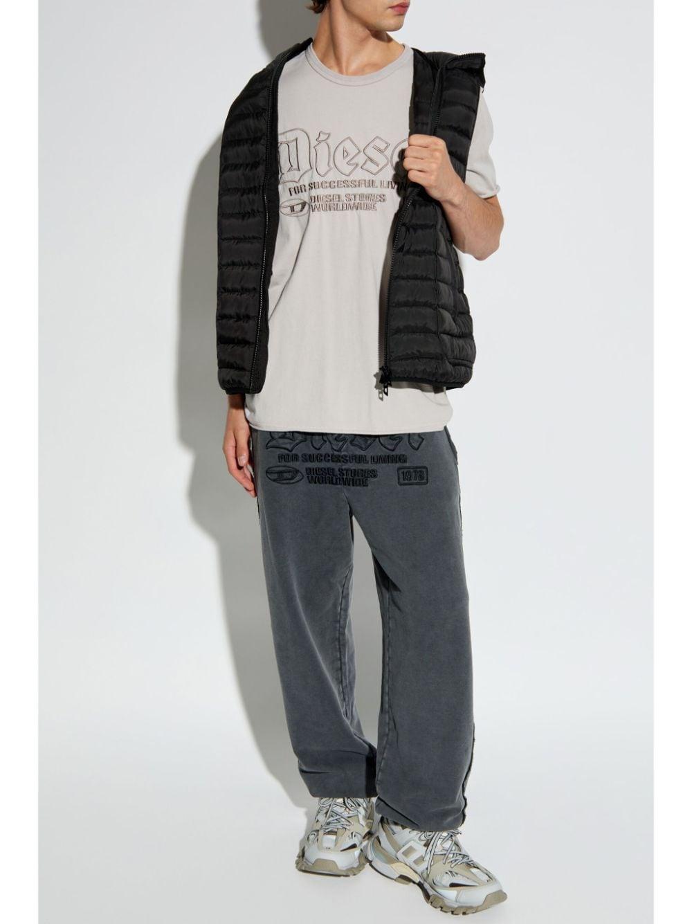 W-temple Gilet In Black Product Image