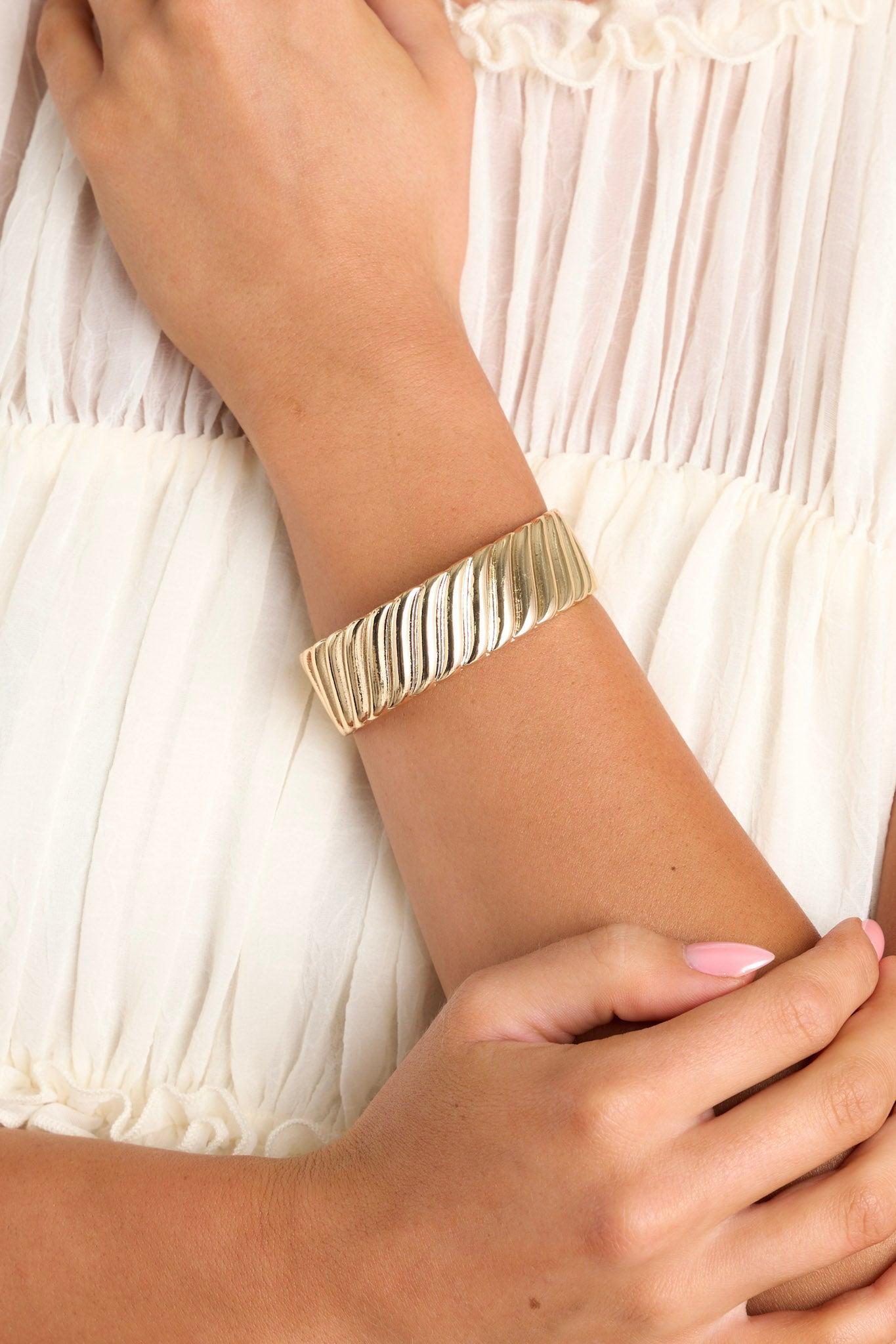 Twist and Shout Gold Textured Cuff Product Image