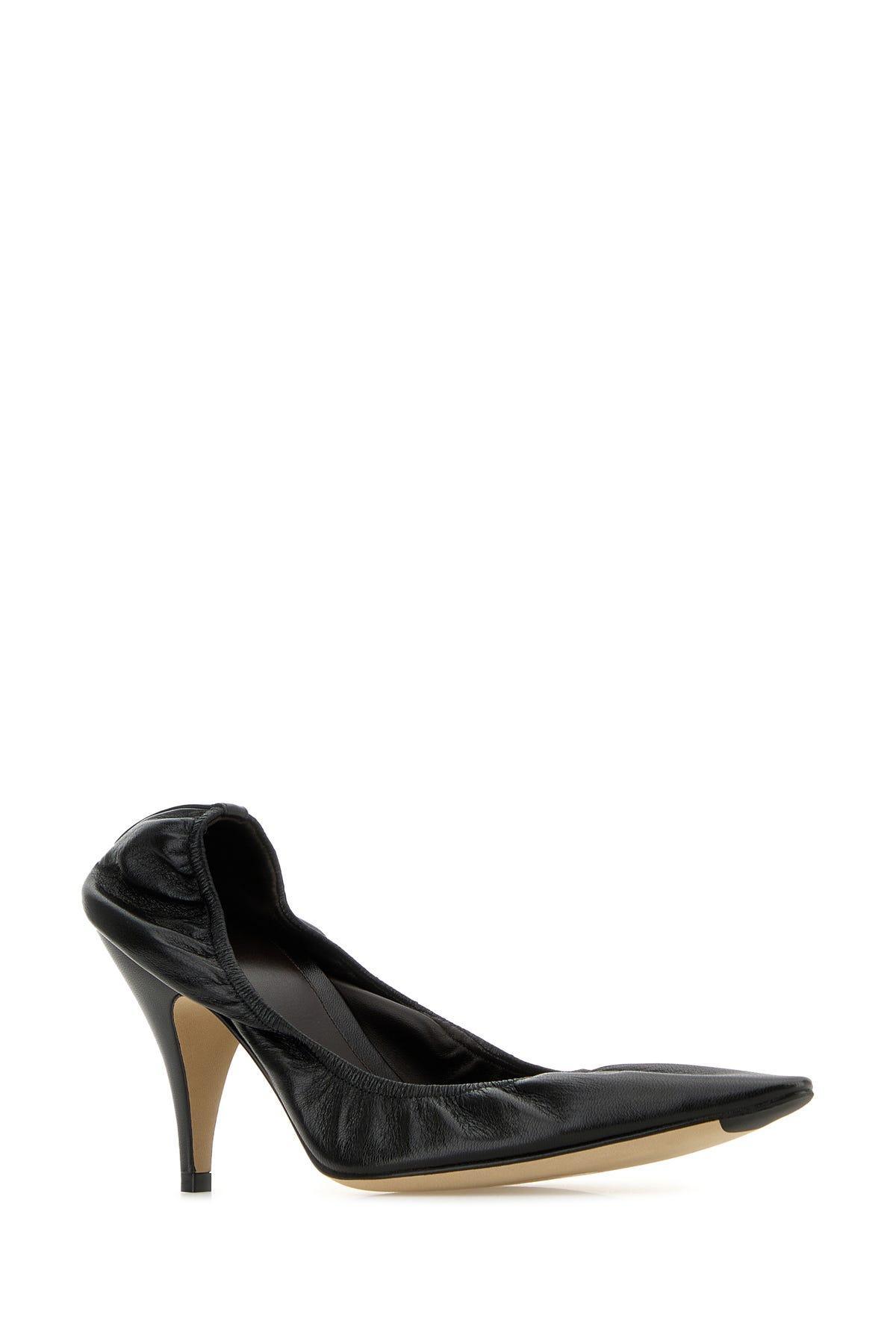 Heeled Shoes In Black Product Image