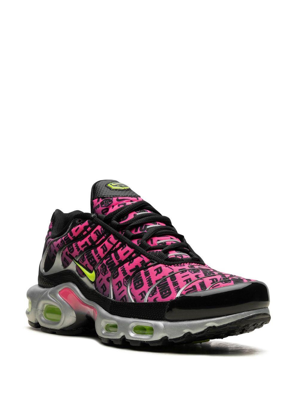 NIKE Mens  Air Max Plus Mer In Black/volt/hyper Pink Product Image