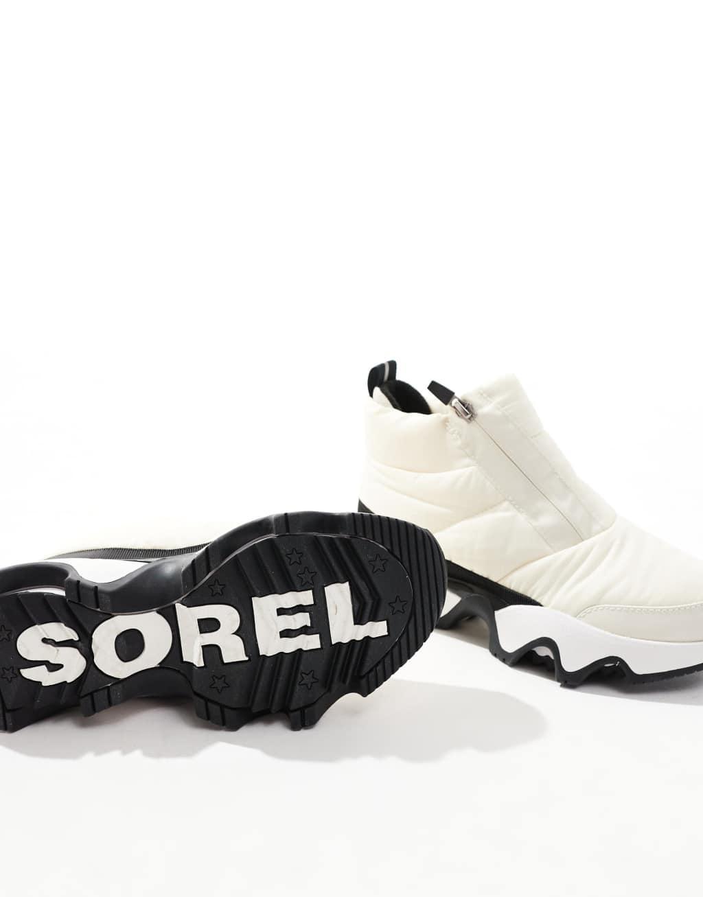 Sorel Kinetic Impact Puffy Zip WP waterproof puffer snow boots in chalk and black Product Image