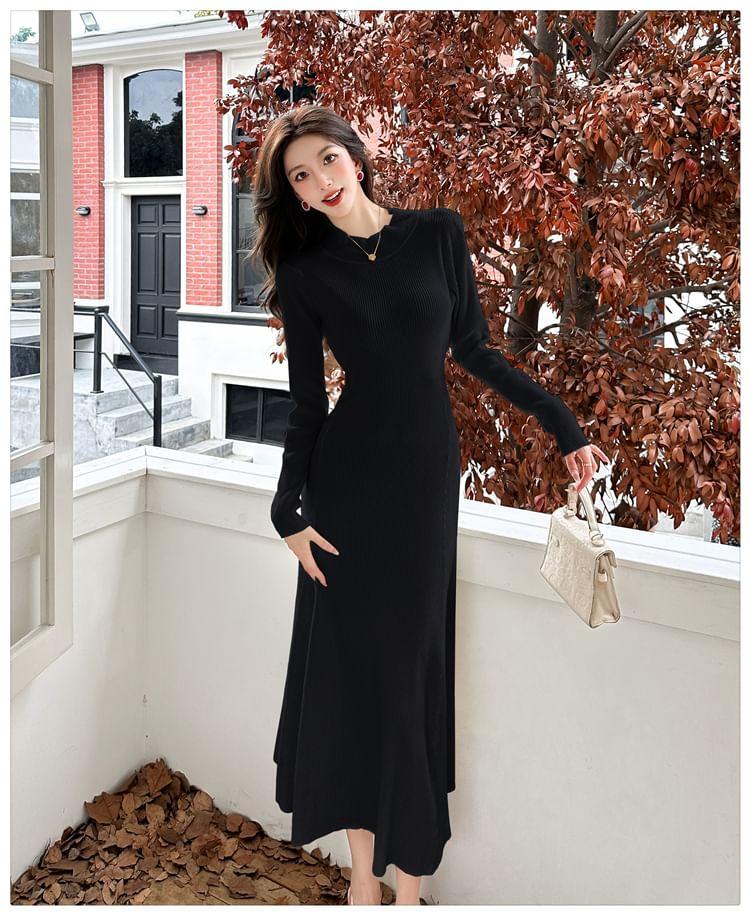 Long-Sleeve Mock Neck Plain Midi A-Line Knit Dress Product Image