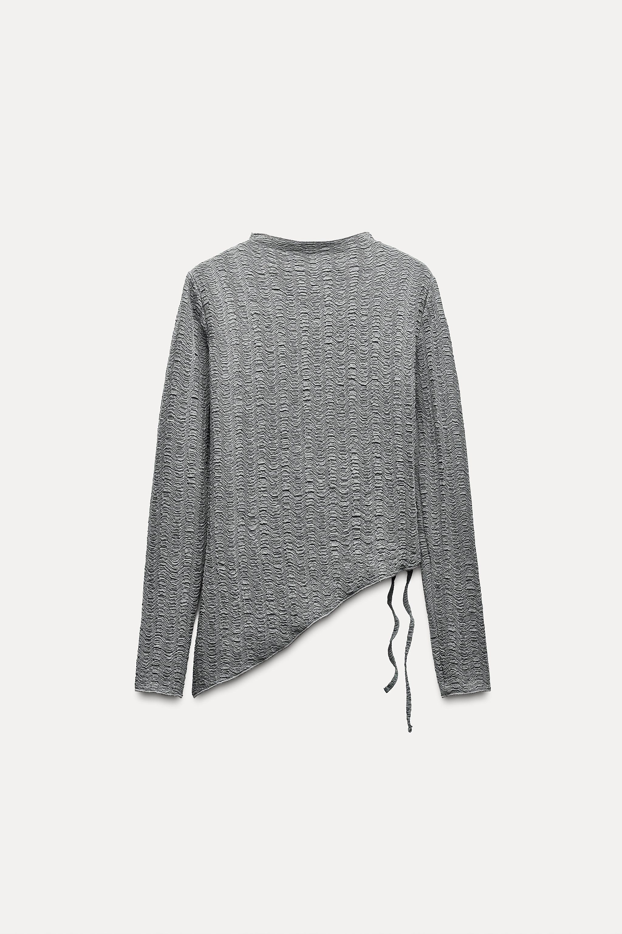 ASYMMETRIC TEXTURED TOP Product Image