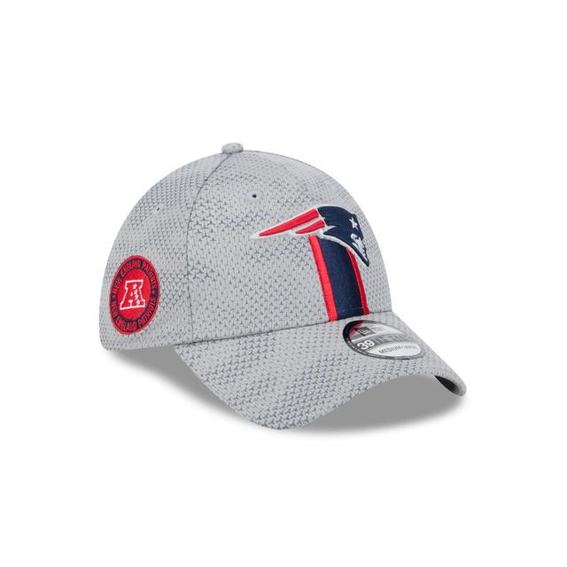 New England Patriots 2024 Sideline Gray 39THIRTY Stretch Fit Hat Male Product Image