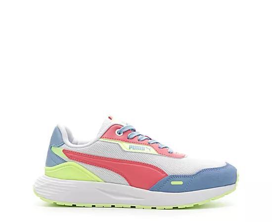 Puma Womens Runtamed Plus Sneaker Running Sneakers Product Image