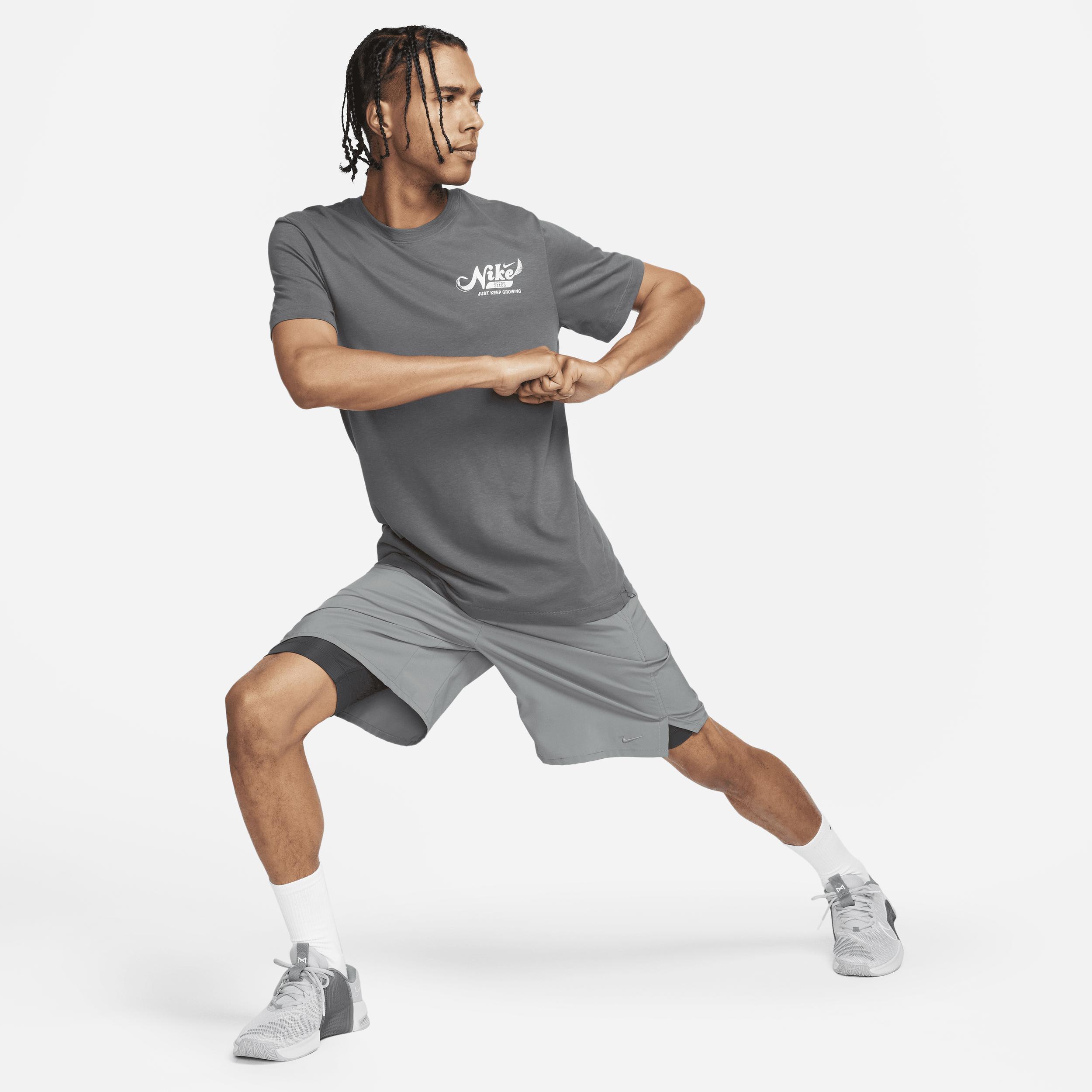 Nike Men's Dri-FIT Fitness T-Shirt Product Image