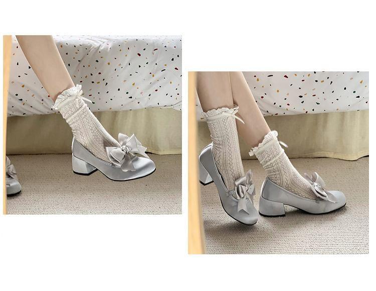 Block Heel Bowknot Pumps Product Image