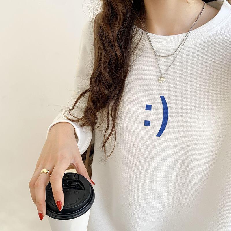 Long-Sleeve Crewneck Smiley Face Print Sweatshirt Product Image