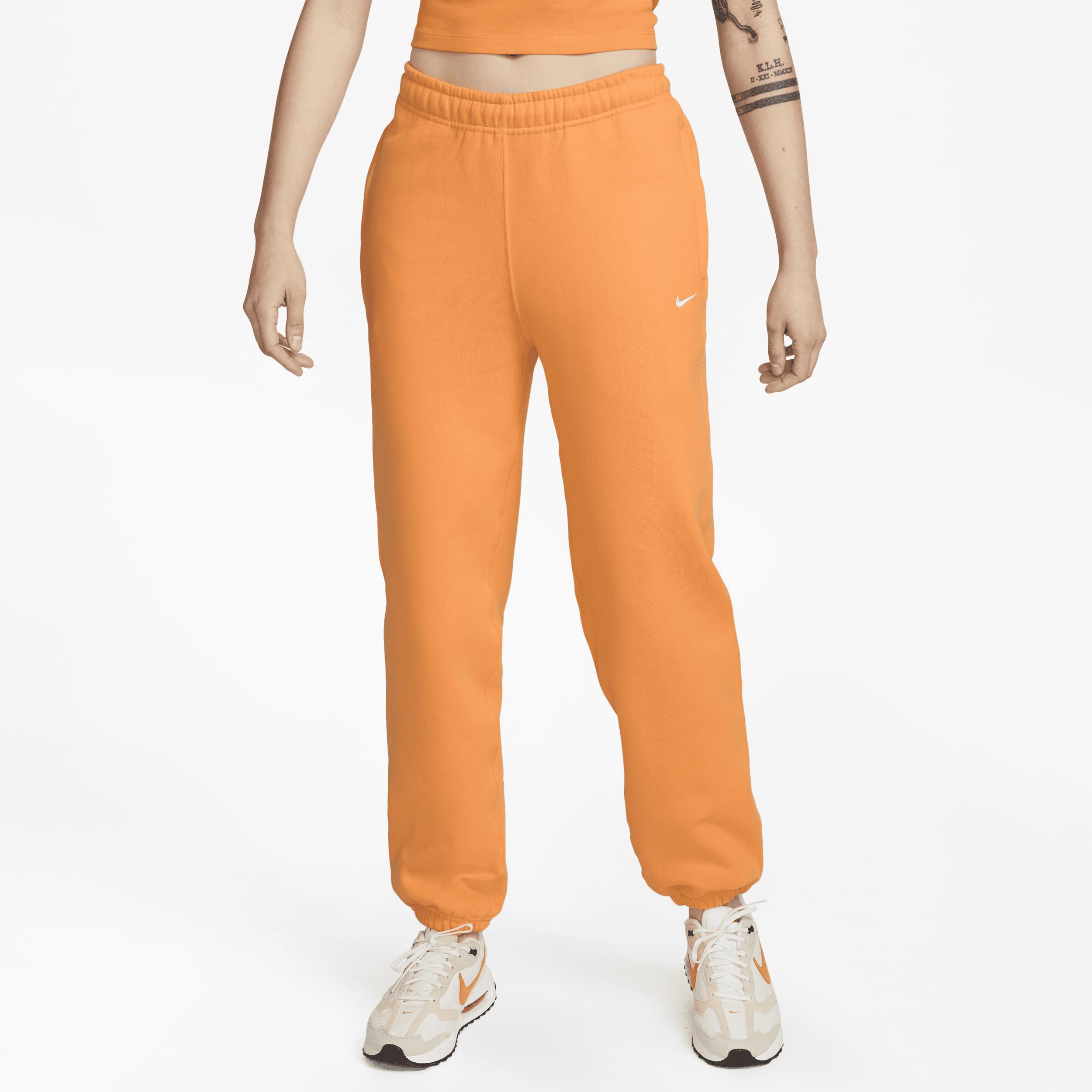 Nike Women's Solo Swoosh Fleece Pants Product Image