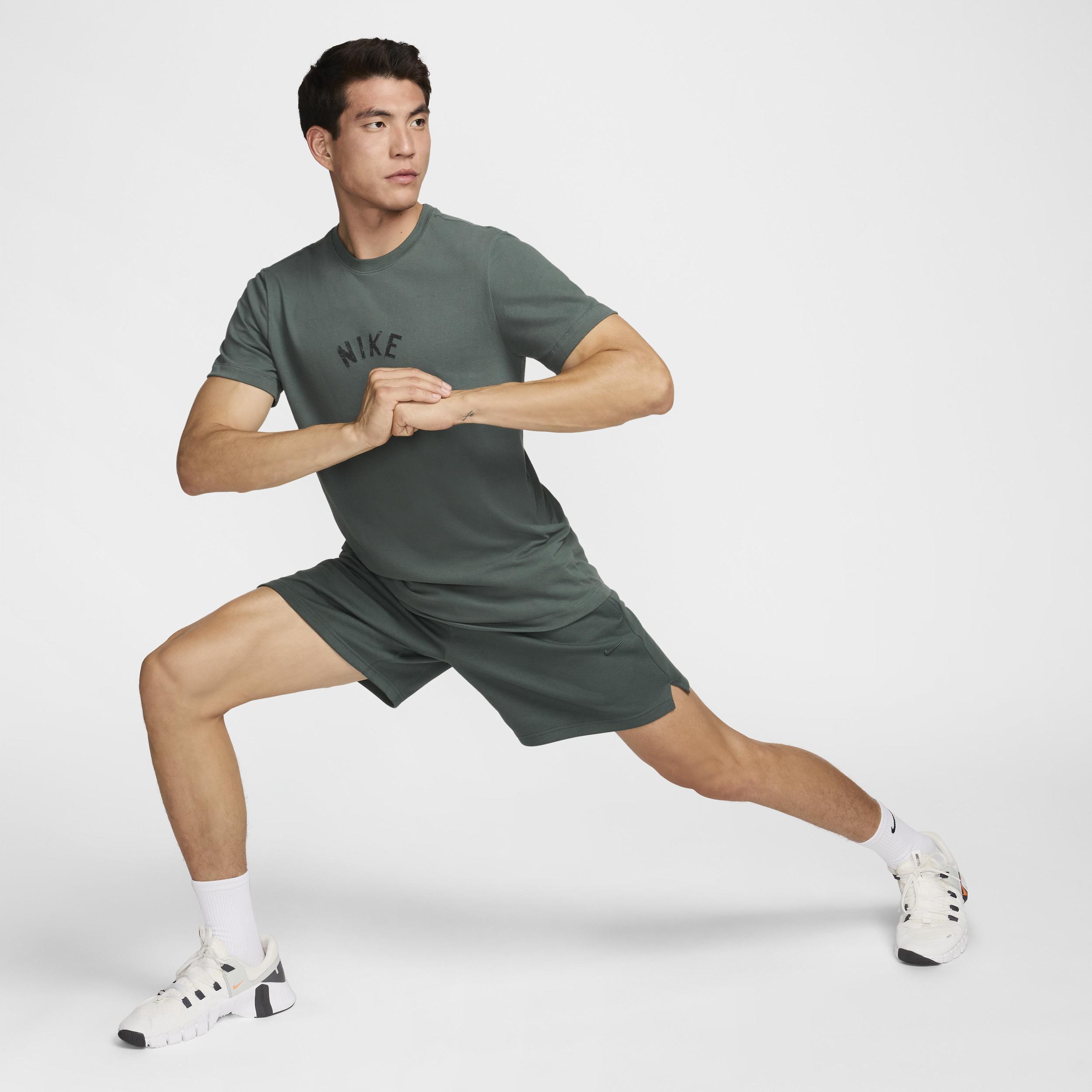 Nike Men's Dri-FIT Fitness T-Shirt Product Image