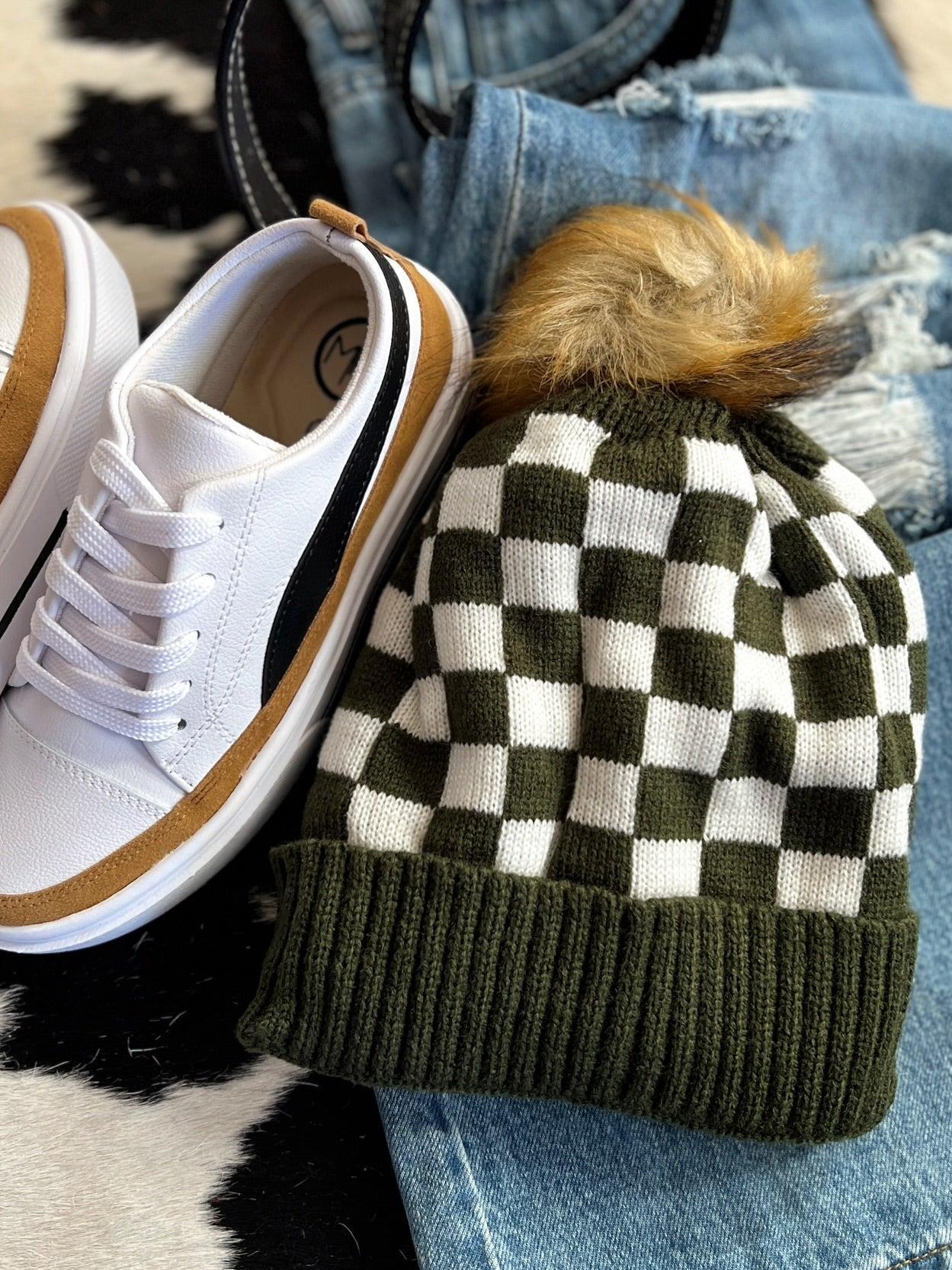 Fleece Lined Green & White Checkered Beanie Product Image