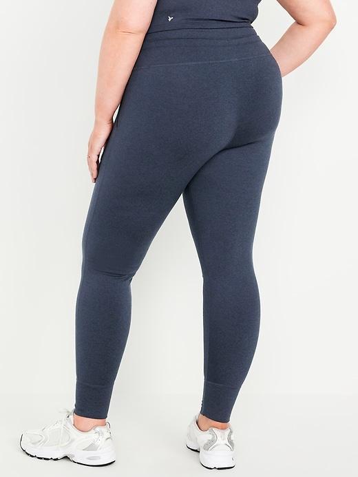 Extra High-Waisted CloudComfy 7/8 Leggings Product Image