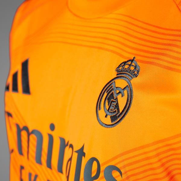 Real Madrid 24/25 Away Jersey Product Image