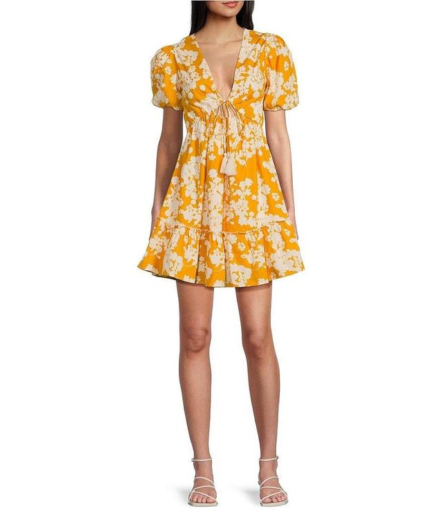 Coco + Jaimeson Puff Short Sleeve Floral Print Tie Front Keyhole Dress Product Image