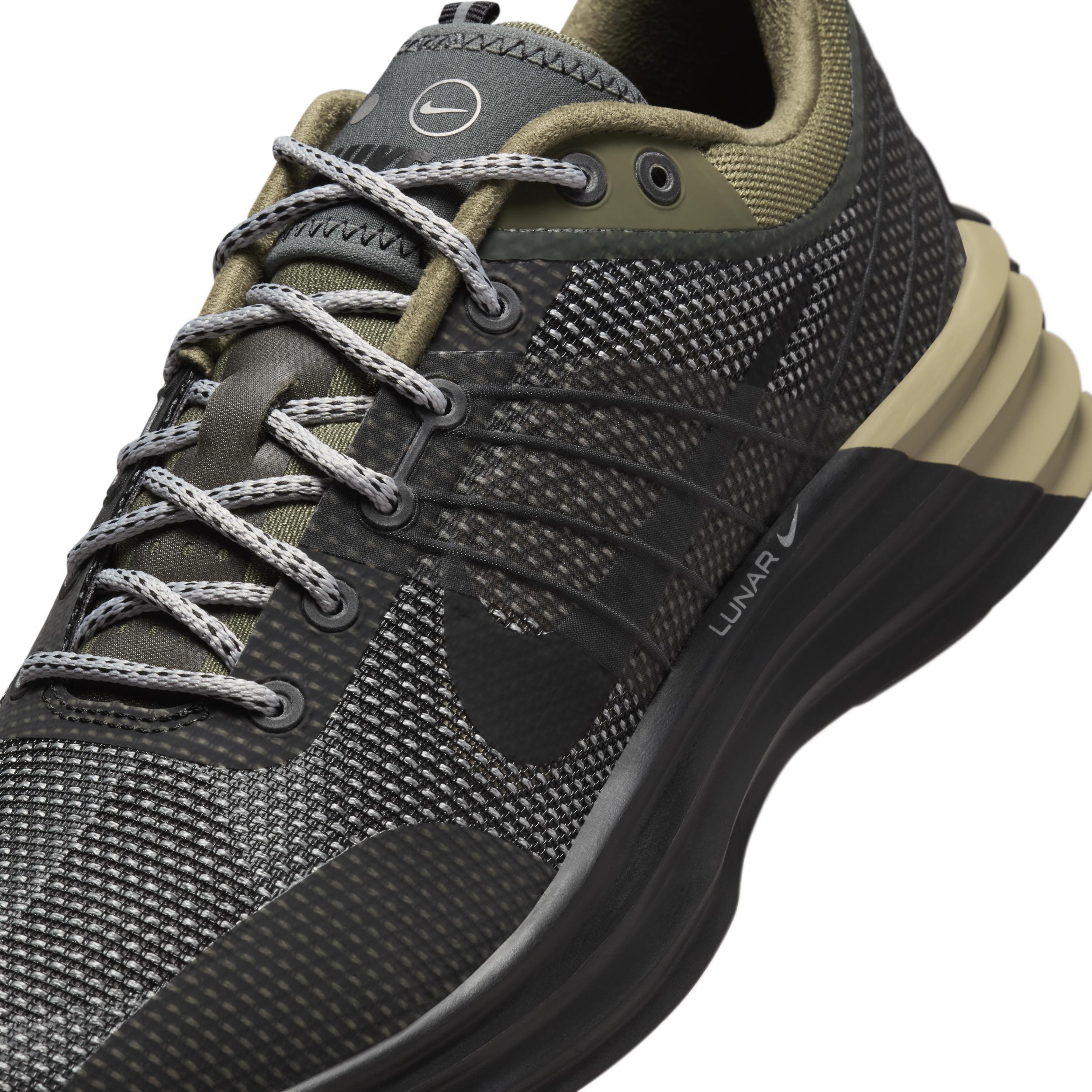 Nike Mens Lunar Roam SE Shoes Product Image