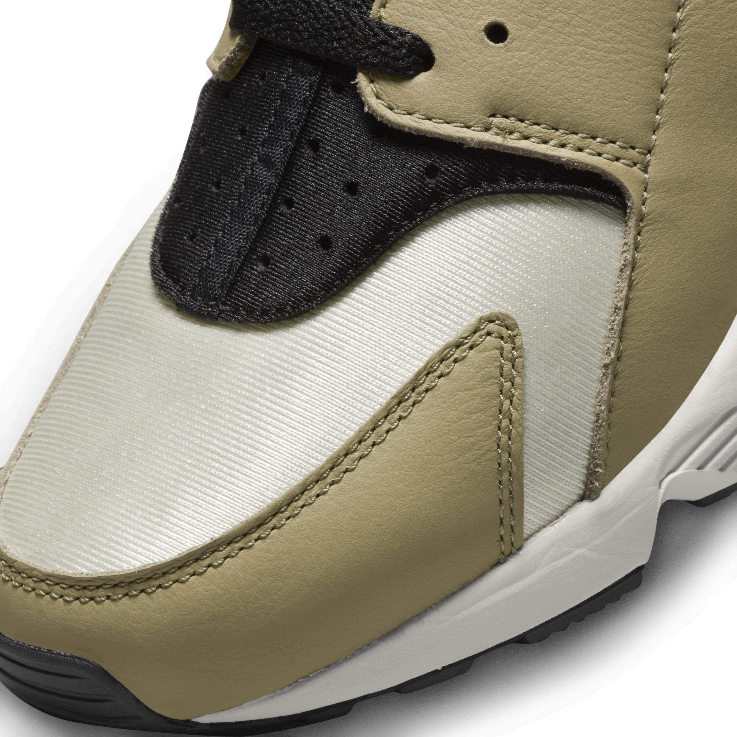 Nike Men's Air Huarache Shoes Product Image