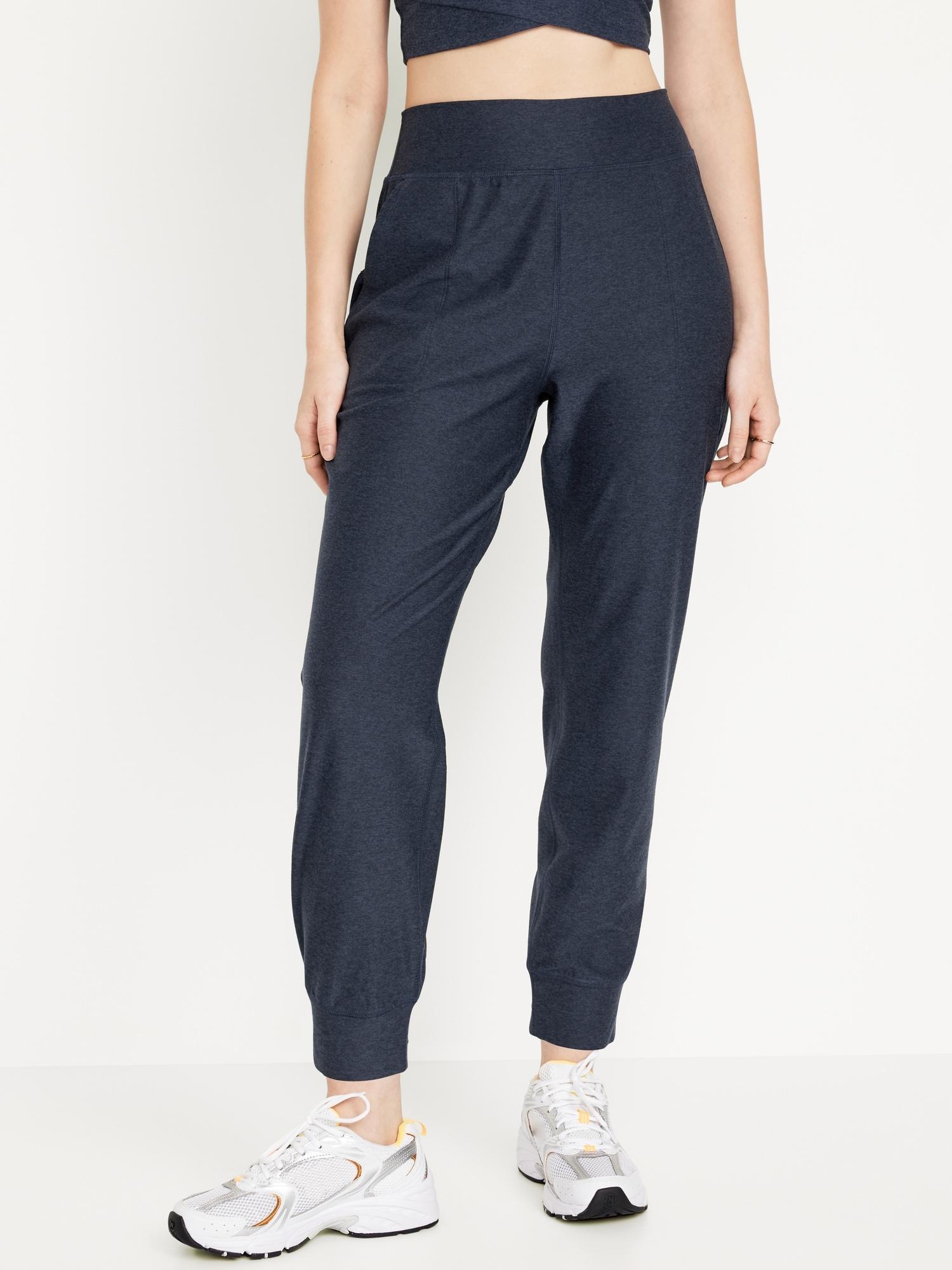 Extra High-Waisted Cloud+ 7/8 Joggers Product Image