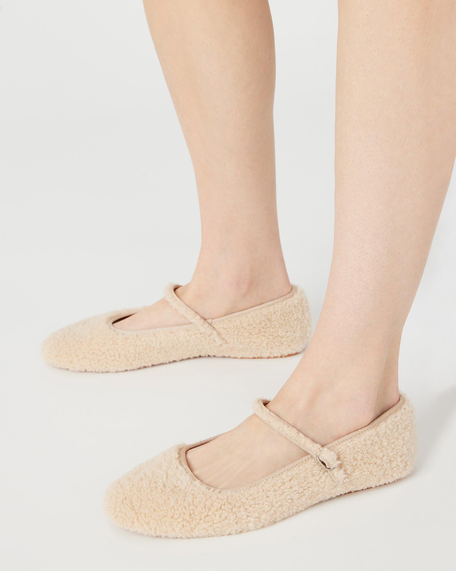 VINETTA FAUX SHEARLING NATURAL Product Image