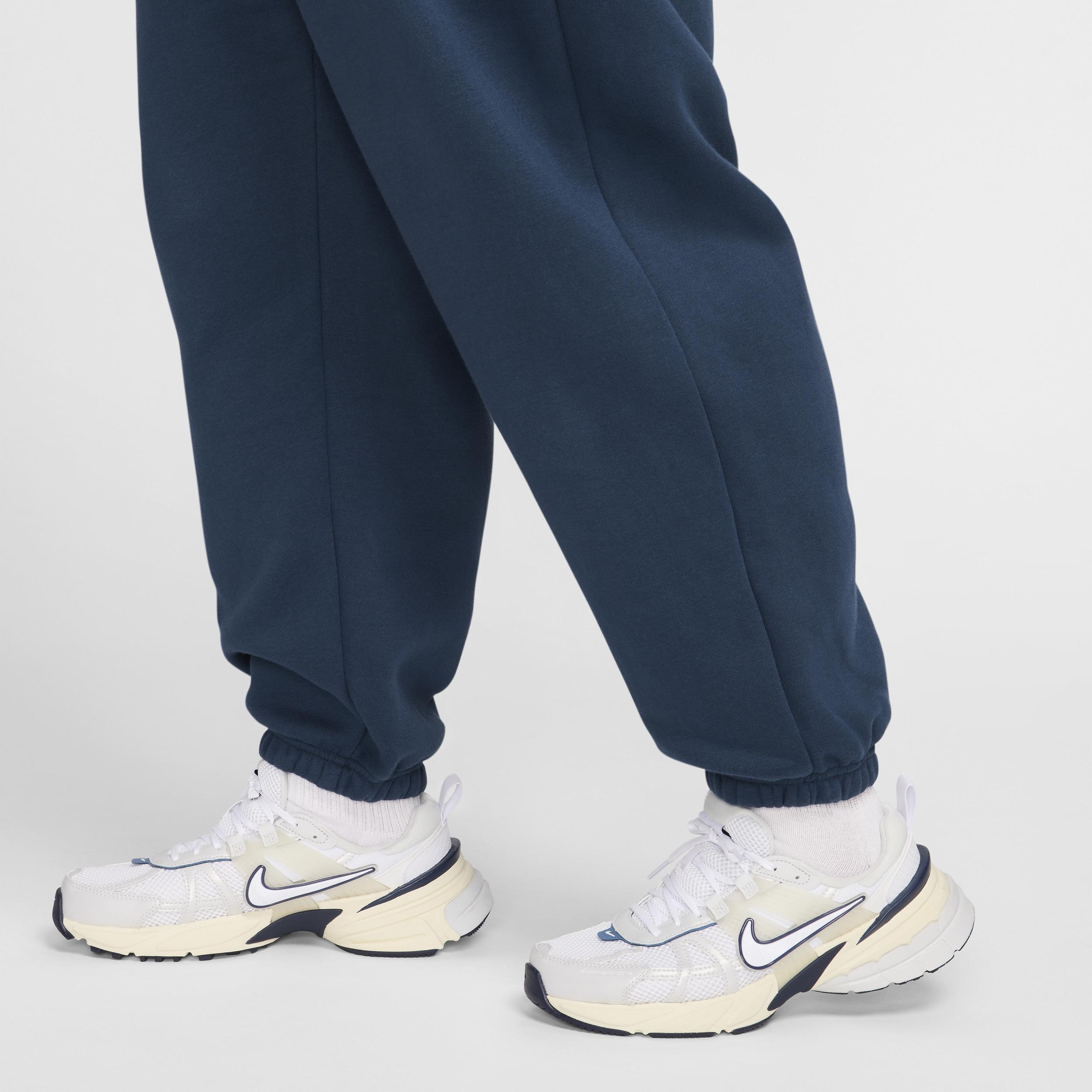 Women's Nike Sportswear Phoenix Fleece High-Waisted Oversized Sweatpants (Plus Size) Product Image