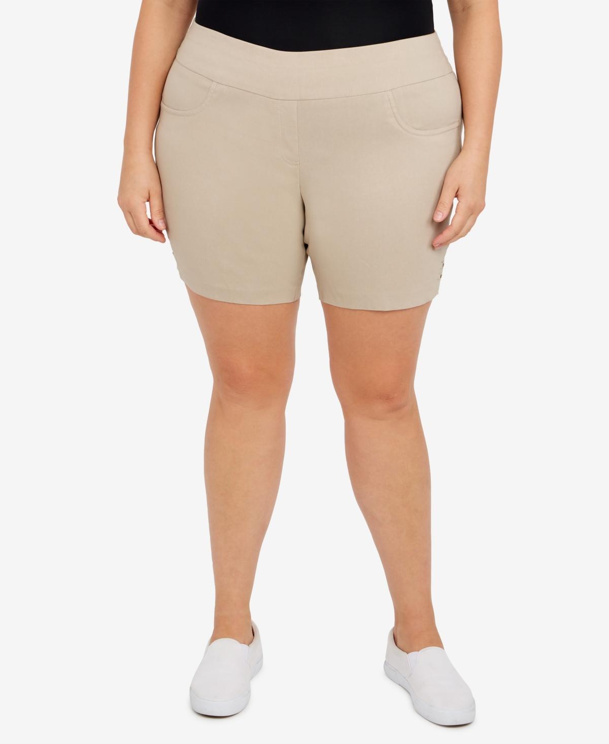 Plus Size Essentials Solid Color Tech Stretch Shorts with Elastic Waistband Product Image