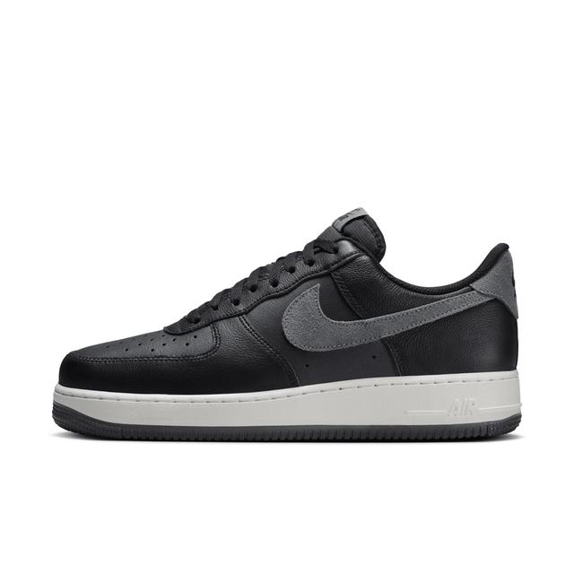 Nike Mens Air Force 1 07 LV8 Shoes Product Image