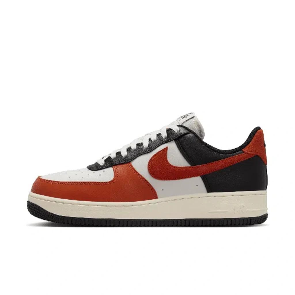 Nike Air Force 1 '07 LV8 Men's Shoes Product Image