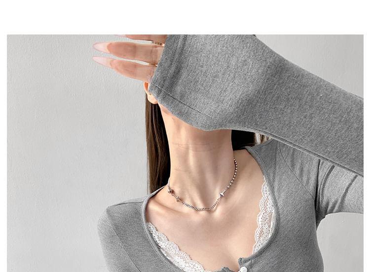 Cropped Lace-Hem V-Neck Knit Top Product Image