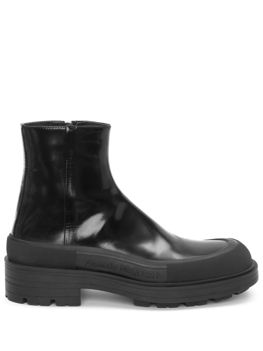 Ankle Leather Boots In Black product image