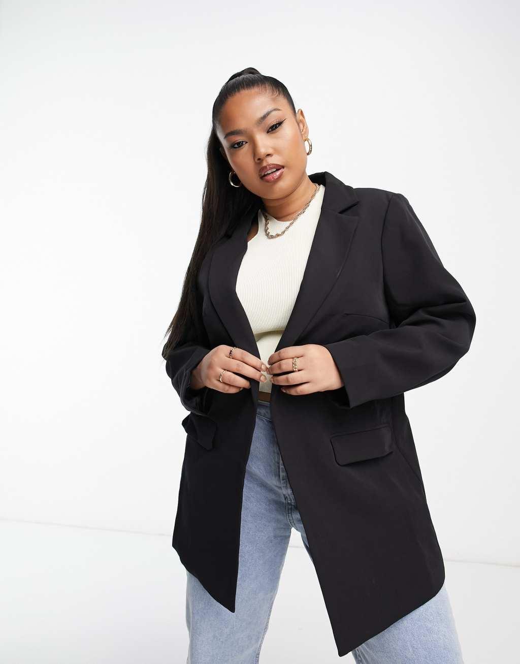 New Look Curve boyfriend blazer in black Product Image