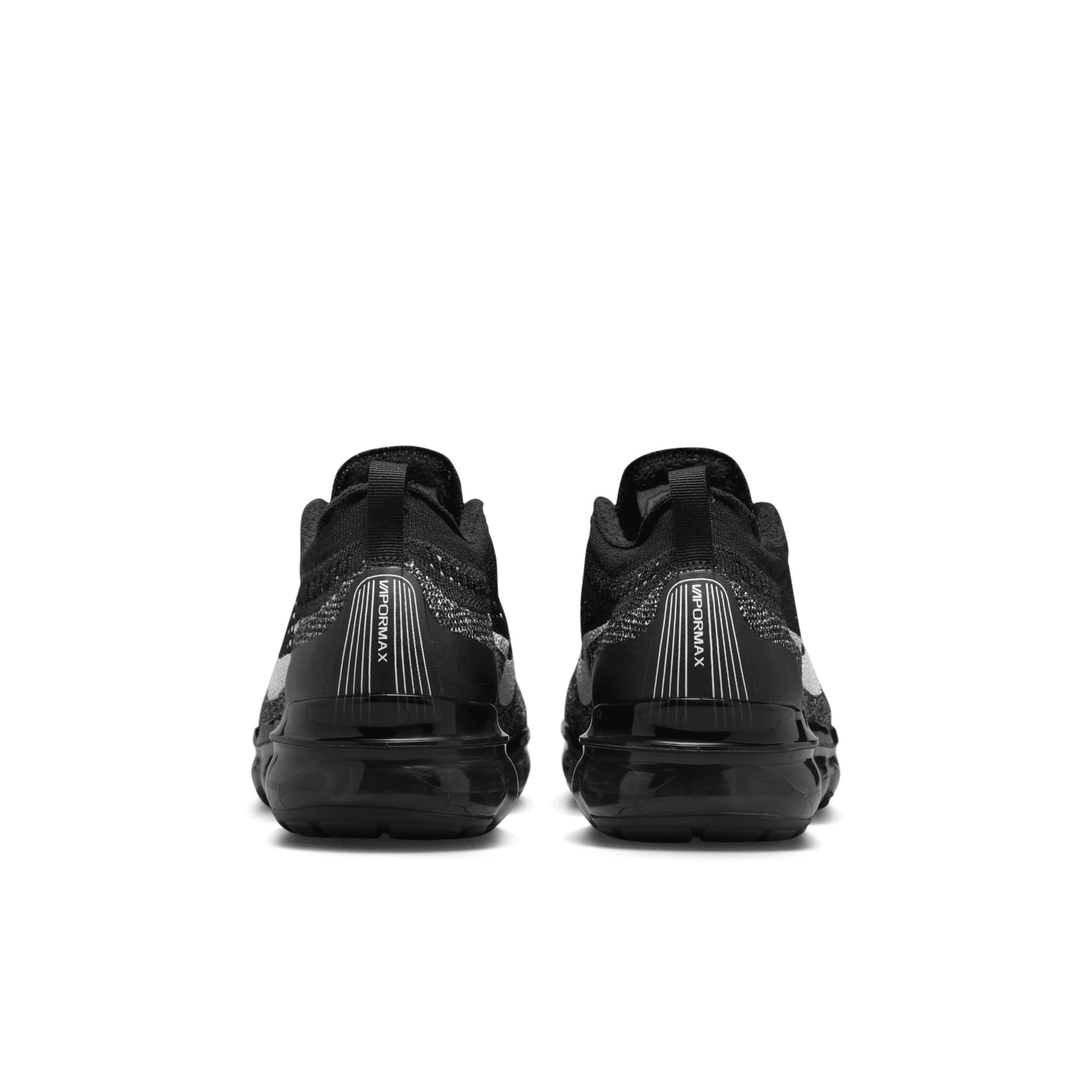 Nike Men's Air VaporMax 2023 Flyknit Shoes Product Image