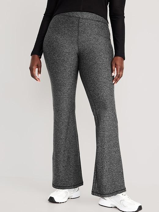 High-Waisted CloudComfy Flare Leggings Product Image