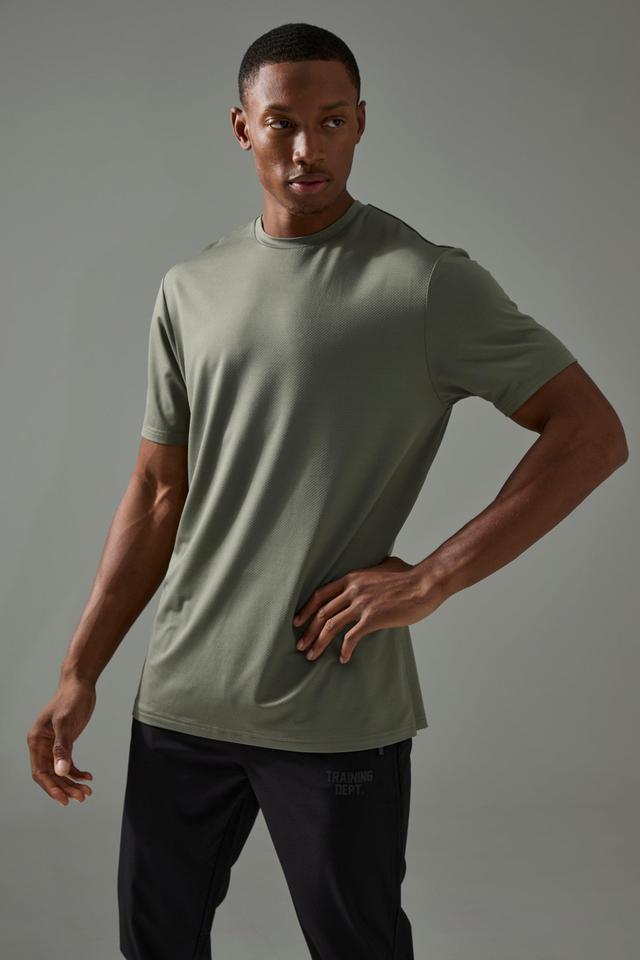 Man Active Sweat-Wicking Gym Performance T-Shirt | boohooMAN USA Product Image