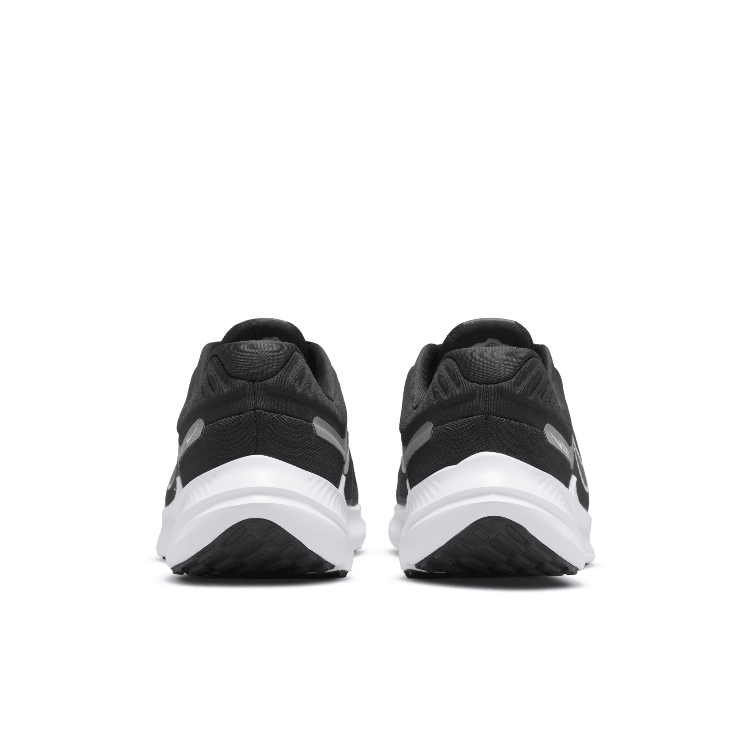 Nike Mens Quest 5 Road Running Shoes Product Image