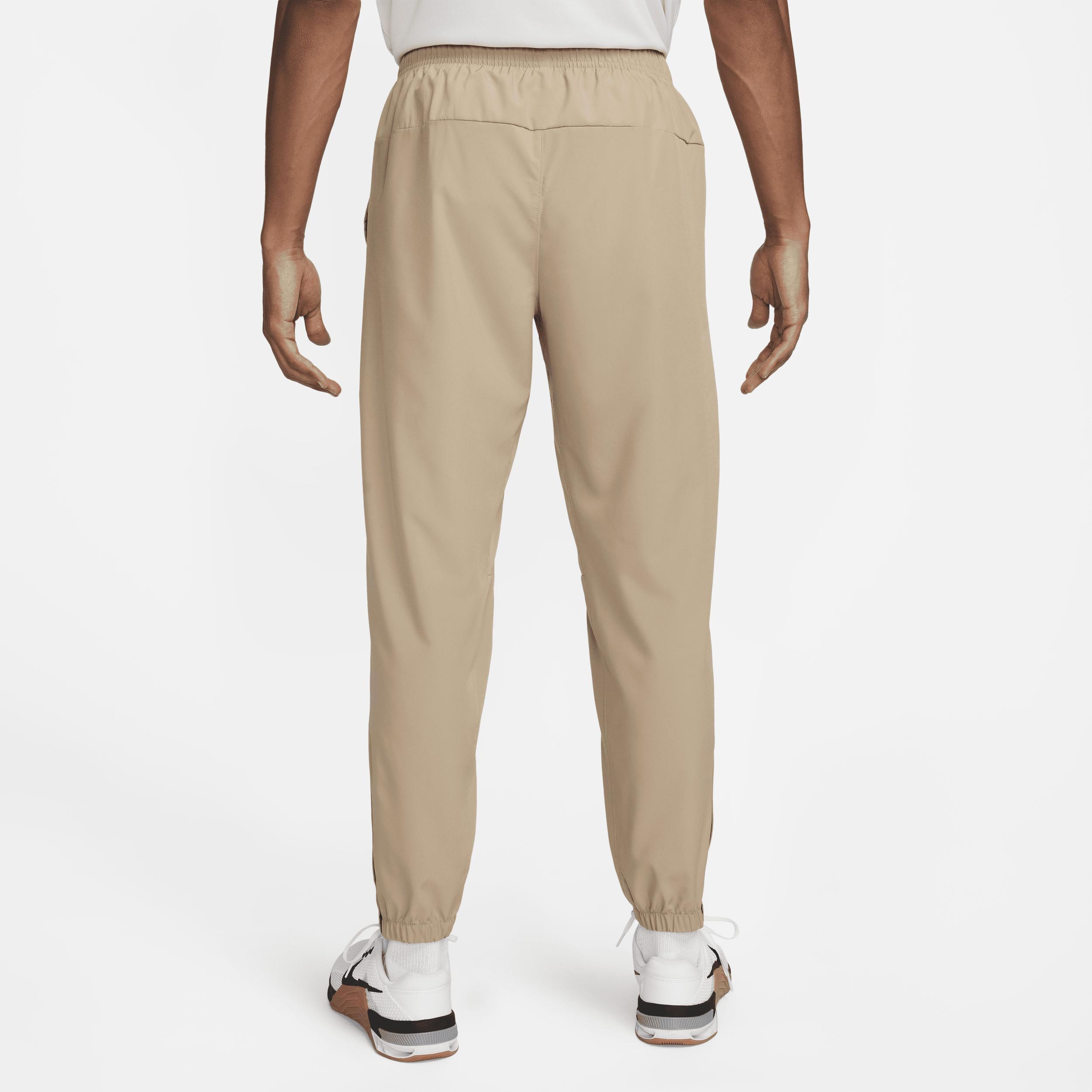 Nike Men's Form Dri-FIT Tapered Versatile Pants Product Image