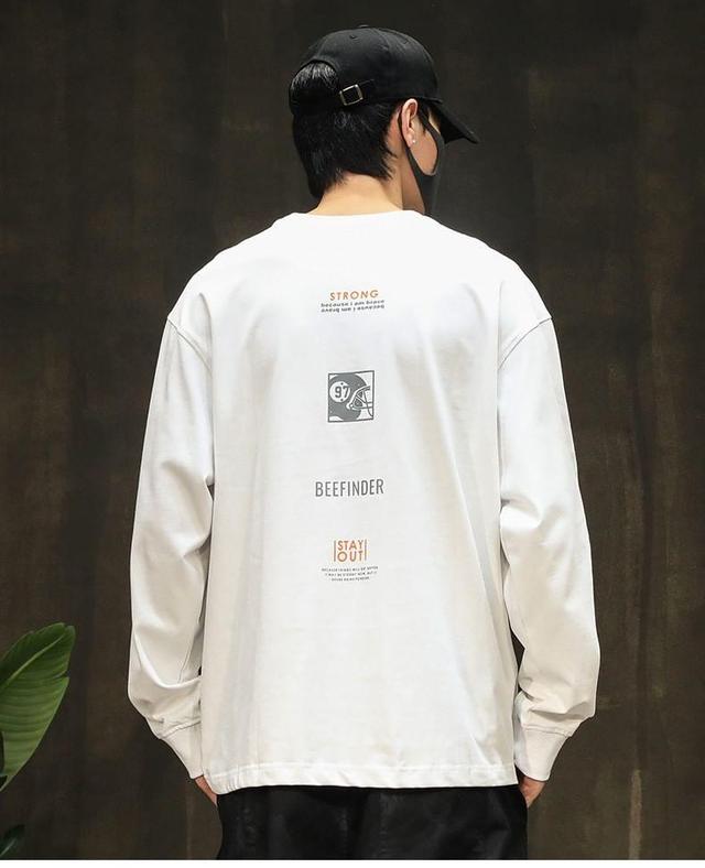 Long-Sleeve Crew Neck Lettering T-Shirt Product Image