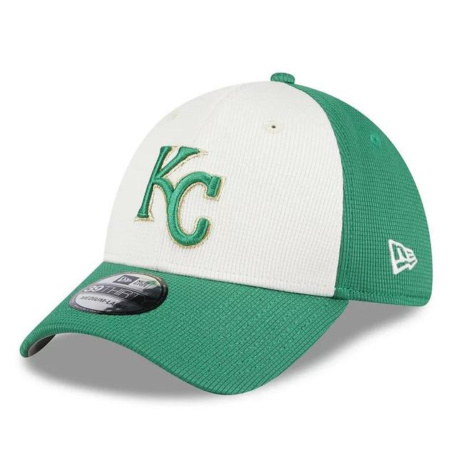 Mens New Era /Green Kansas City Royals 2024 St. Patricks Day 39THIRTY Flex Fit Hat Product Image