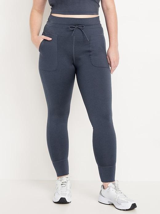 Extra High-Waisted CloudComfy 7/8 Leggings Product Image