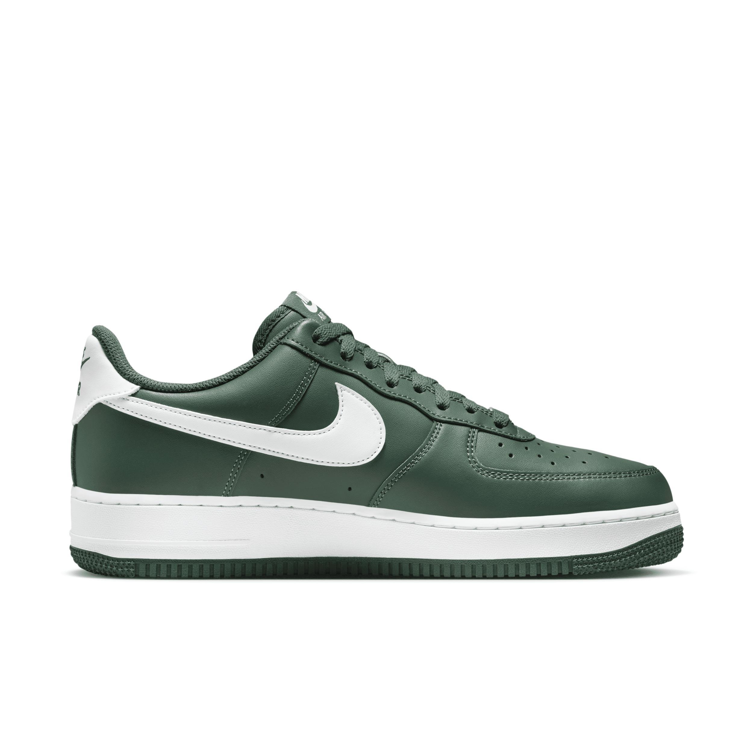 Nike Men's Air Force 1 '07 Shoes Product Image