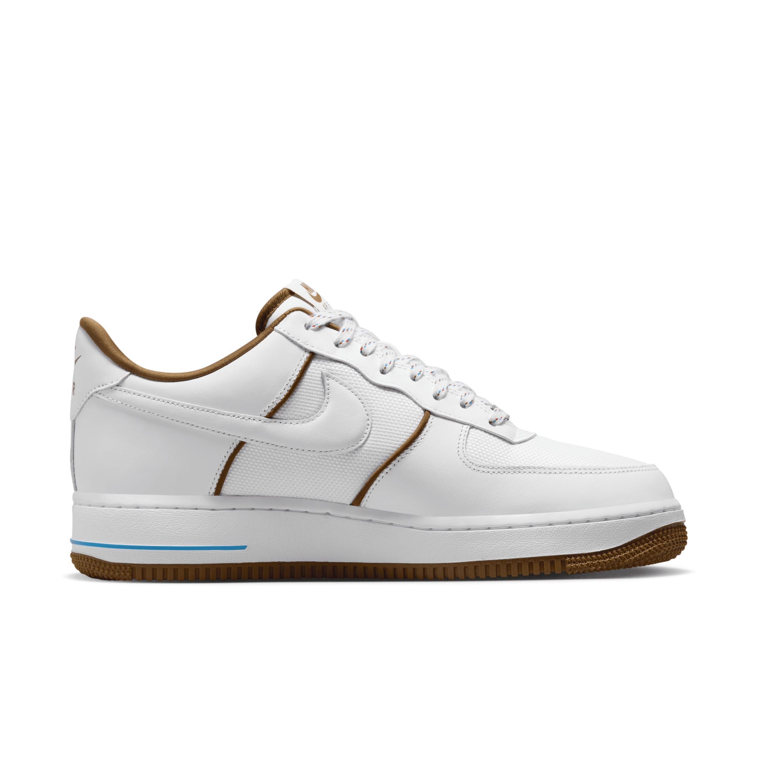 Nike Men's Air Force 1 '07 LX Shoes Product Image