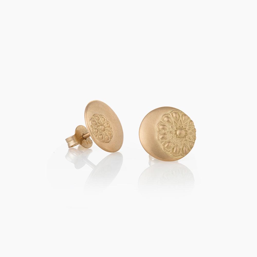 MY MUSE GLORY EMBOSSED MINI EARRINGS Product Image