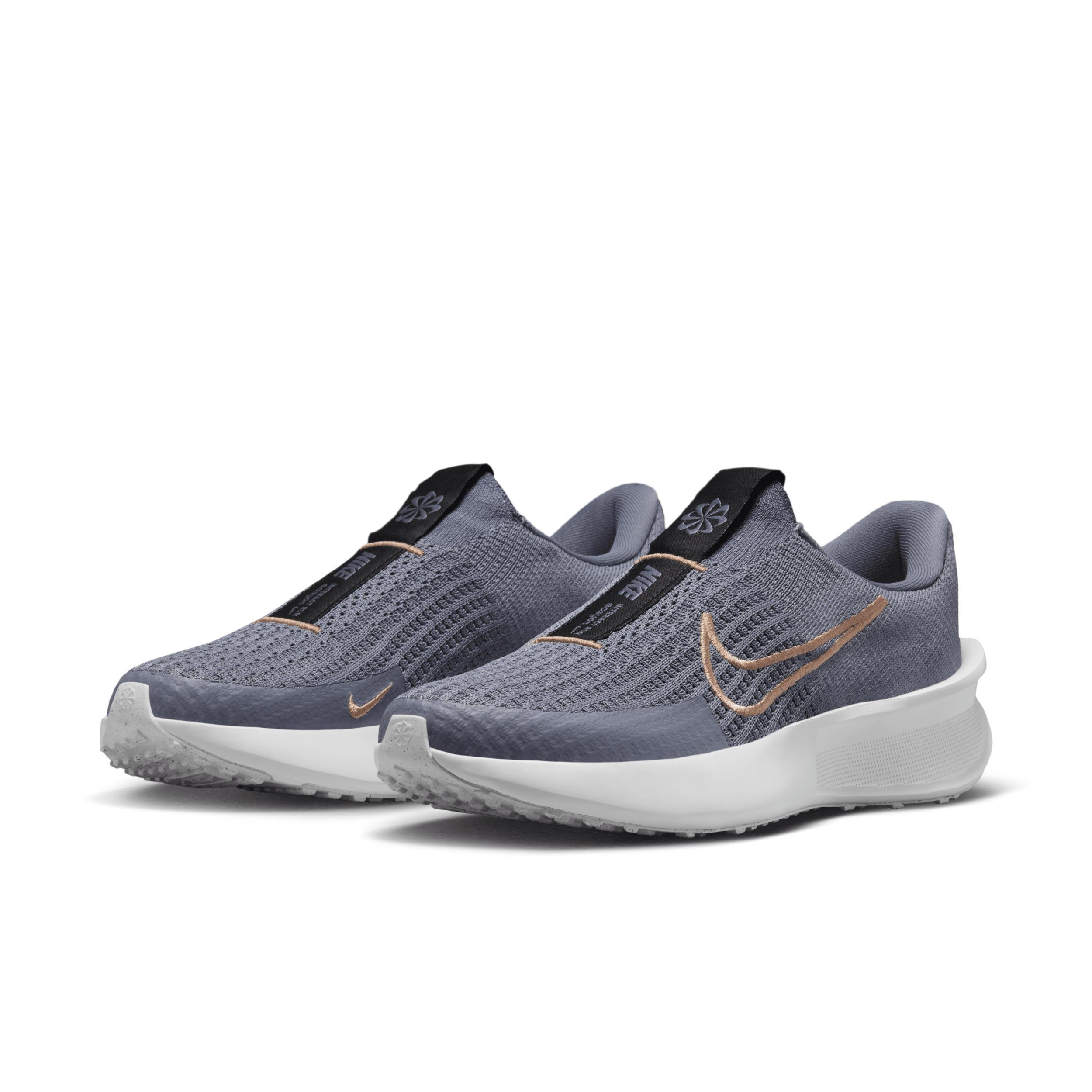 Nike Womens Interact Run EasyOn Road Running Shoes Product Image